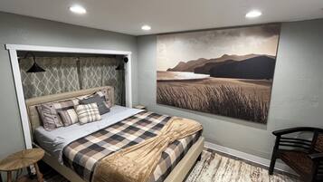 4 Schlafzimmer, Schreibtisch, BĂŒgeleisen/BĂŒgelbrett, kostenloses WLAN