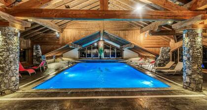 2 Rooms for 4 People