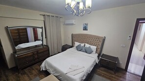 4 bedrooms