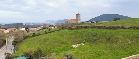 Deluxe Villa, Partial Sea View | Pool