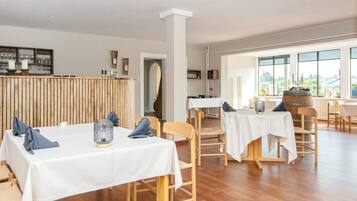 House | Tempat makan