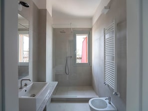 Apartment | Bathroom | Hair dryer