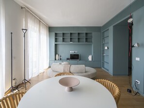Apartment | Dining - Design Flat W/terrace, Porta Nuova (Milan)