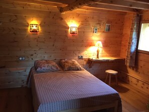 7 camere, ferro/asse da stiro, Wi-Fi, lenzuola