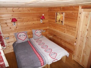 7 camere, ferro/asse da stiro, Wi-Fi, lenzuola
