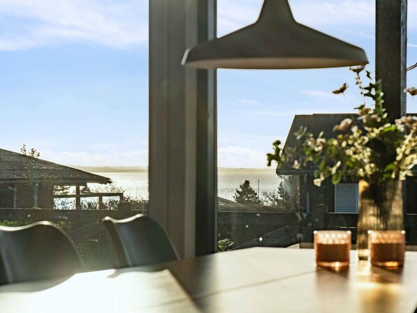 House | Interior - 5 Star Holiday Home in Ronde (Ronde)