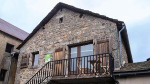 Exterior - Holiday Home in Fau de Peyre With Pool (Peyre-en-Aubrac)