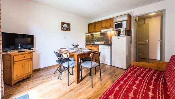 Interior - Apartment in Albiez-montrond With Mountain Views (Albiez-Montrond)