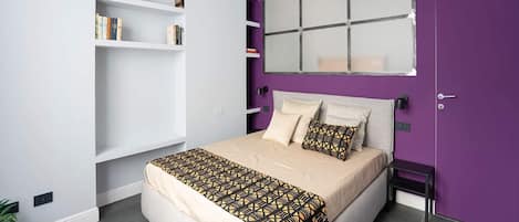 Apartment | 1 bedroom, laptop workspace, iron/ironing board, bed sheets