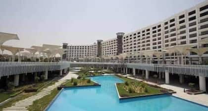 Unique duplex hotel apartment pool view