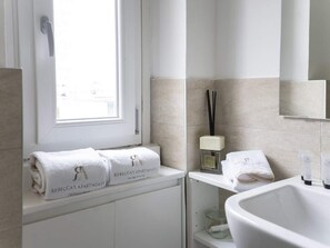 Apartamento | Banheiro | Toalhas de banho 