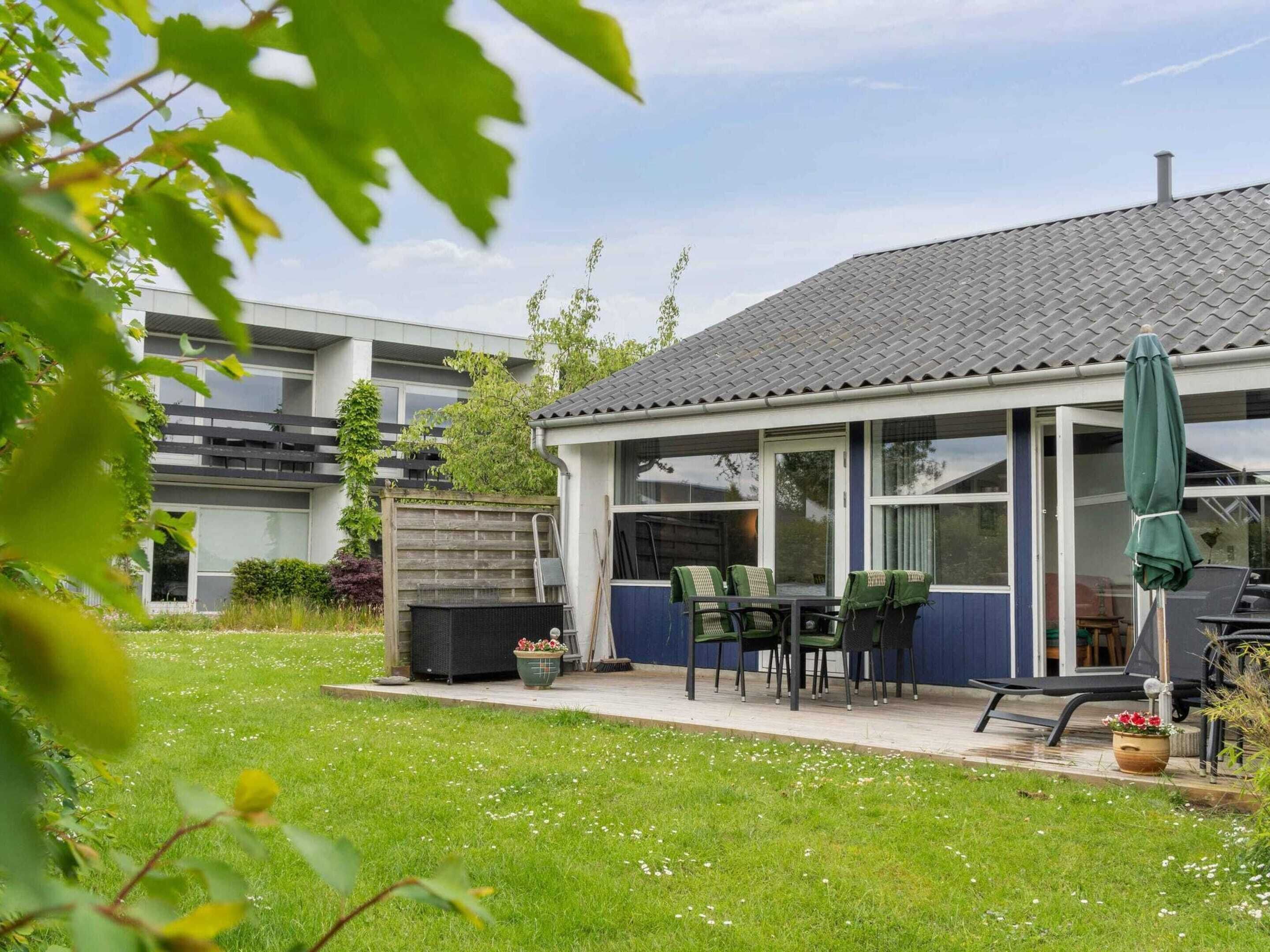 House | Outdoor dining