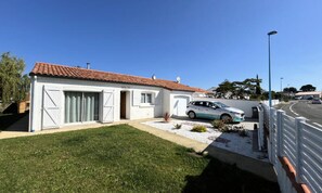 Property grounds - Lf06131 The Valley of Life (Le Fenouiller)