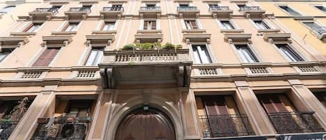 Apartment | Exterior