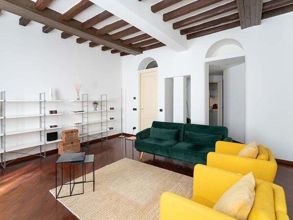Apartment | Living area