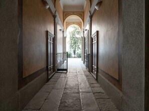 Apartment | Reception - Chic Apartment in Cental Milan (Milan)