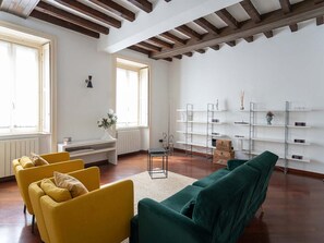 Apartment | Living room