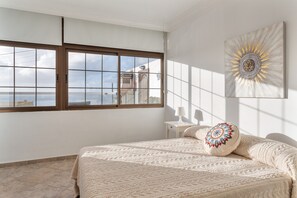 3 Schlafzimmer, Bügeleisen/Bügelbrett, WLAN, Bettwäsche