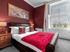 7 عدّة غرف نوم وبديكورات فريدة لكل غرفة وطراز فريد لكل وحدة