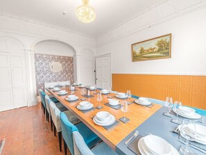 Dining - The Manor (Whitehaven)