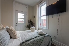 3 Schlafzimmer, Bügeleisen/Bügelbrett, WLAN, Bettwäsche