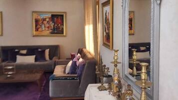 Villa, 4 Bedrooms, Accessible, Smoking | Interior