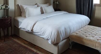 Escape to an Oasis of Serenity