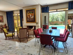 Vila, 4 kamar tidur, akses difabel, Boleh Merokok | Ruang makan
