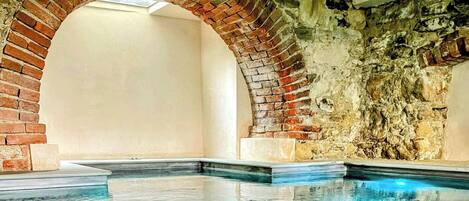 Villa | Pool | Innenpool