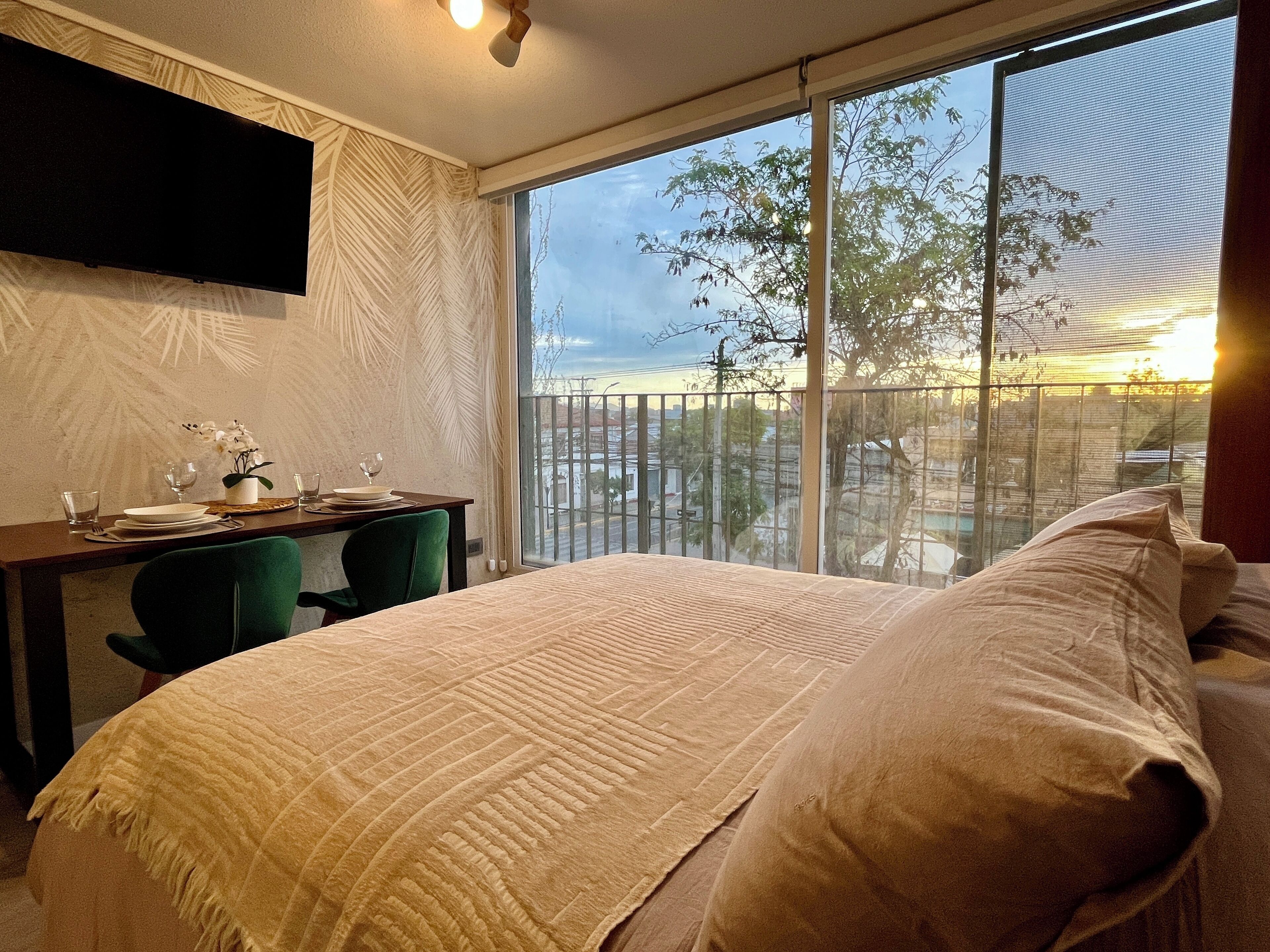 Iron/ironing board, free WiFi