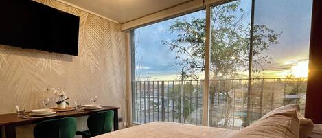 Iron/ironing board, free WiFi