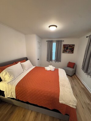 2 bedrooms, iron/ironing board, WiFi, bed sheets