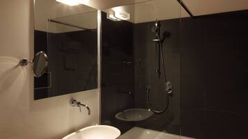 Superior Suite, Canal View | Bathroom