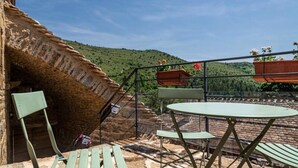 Tempat makan outdoor