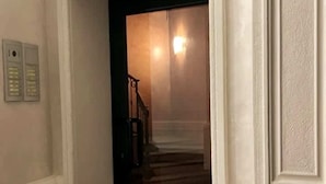 Uklassifisert bilde, 2 av 20, knapp