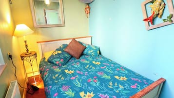 2 bedrooms, individually decorated, individually furnished, free WiFi