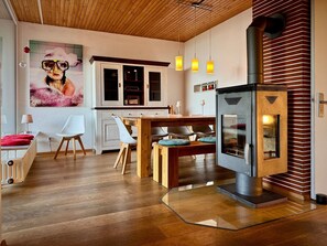 Dining - Holiday Home 'Alpenblick' with Mountain View, Private Terrace and Wi-Fi (Rickenbach)