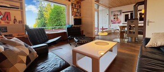 Holiday Home 'Alpenblick' with Mountain View, Private Terrace and Wi-Fi