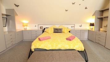 2 habitaciones, decoración personalizada y muebles diferentes