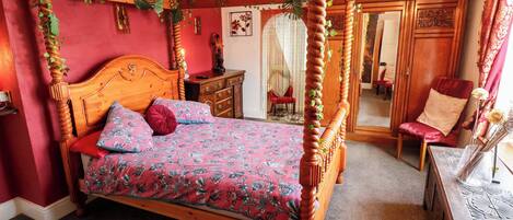 3 室のベッドルーム、客室ごとに異なる装飾、客室ごとに異なるインテリア、WiFi (無料)