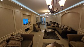 Living area - welcome sea view -families only (Alexandria)