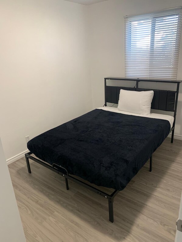 1 bedroom, Internet, bed sheets