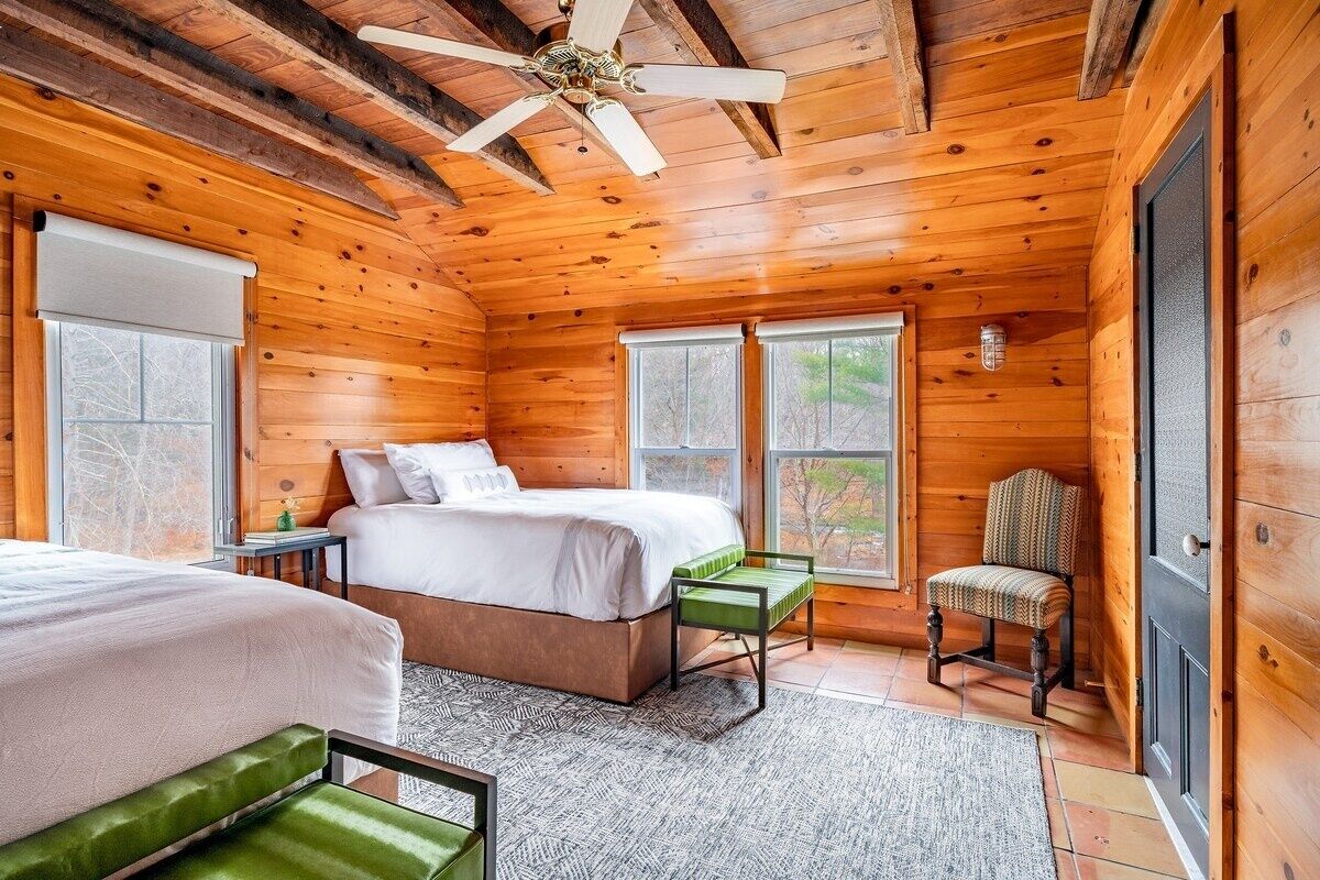 7 makuuhuonetta, internet, vuodevaatteet