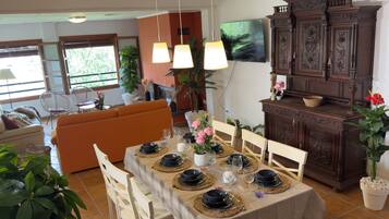 تناول الطعام