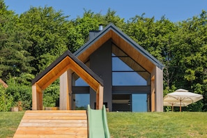Exterior - Blacksmith House - Stylish vacation home with spa & nature views (Varaždinske Toplice)