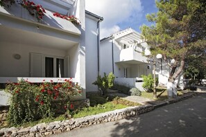 Exterior - Amadria Park Sibenik Apartment 3+2 for 5 persons (Sibenik)