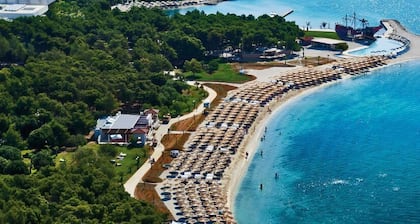 Amadria Park Sibenik Apartment 3+2 for 5 persons