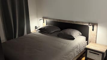 1 chambre, fer et planche Ă repasser, Wi-Fi, draps fournis