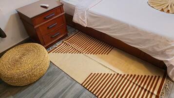 3 bedrooms, iron/ironing board, WiFi