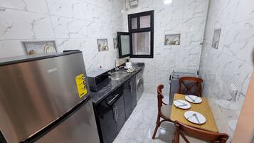 Microwave, oven, stovetop